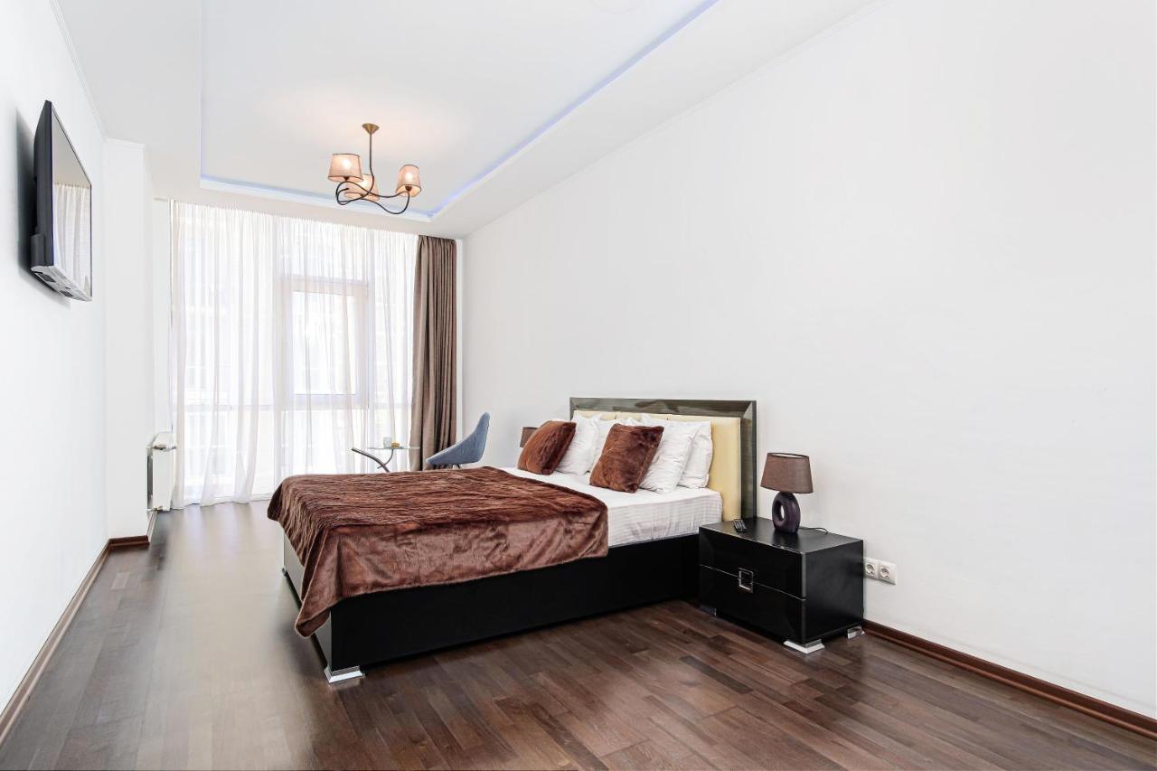 Plaza Arcadia Apartments Odessa Phòng bức ảnh